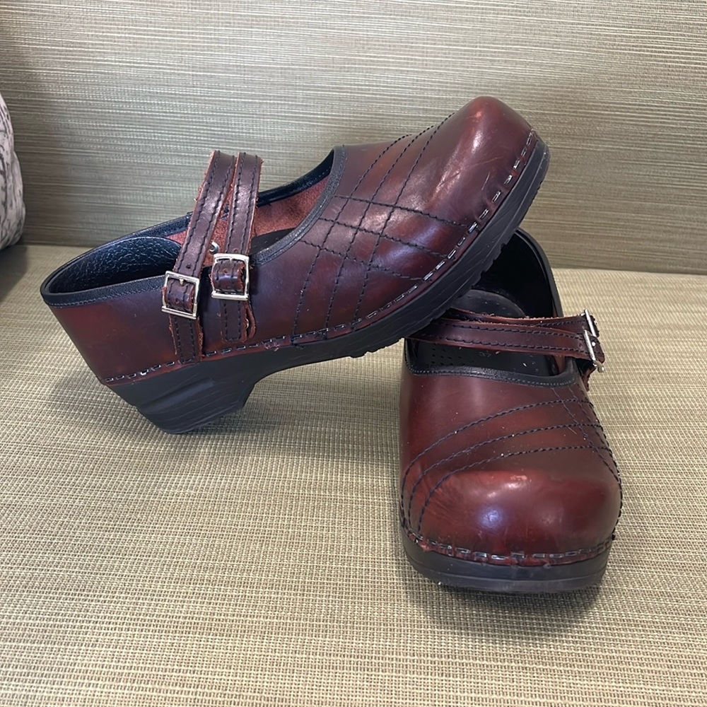 Sanita Gorgeous Burgundy Mary Jane / Clogs